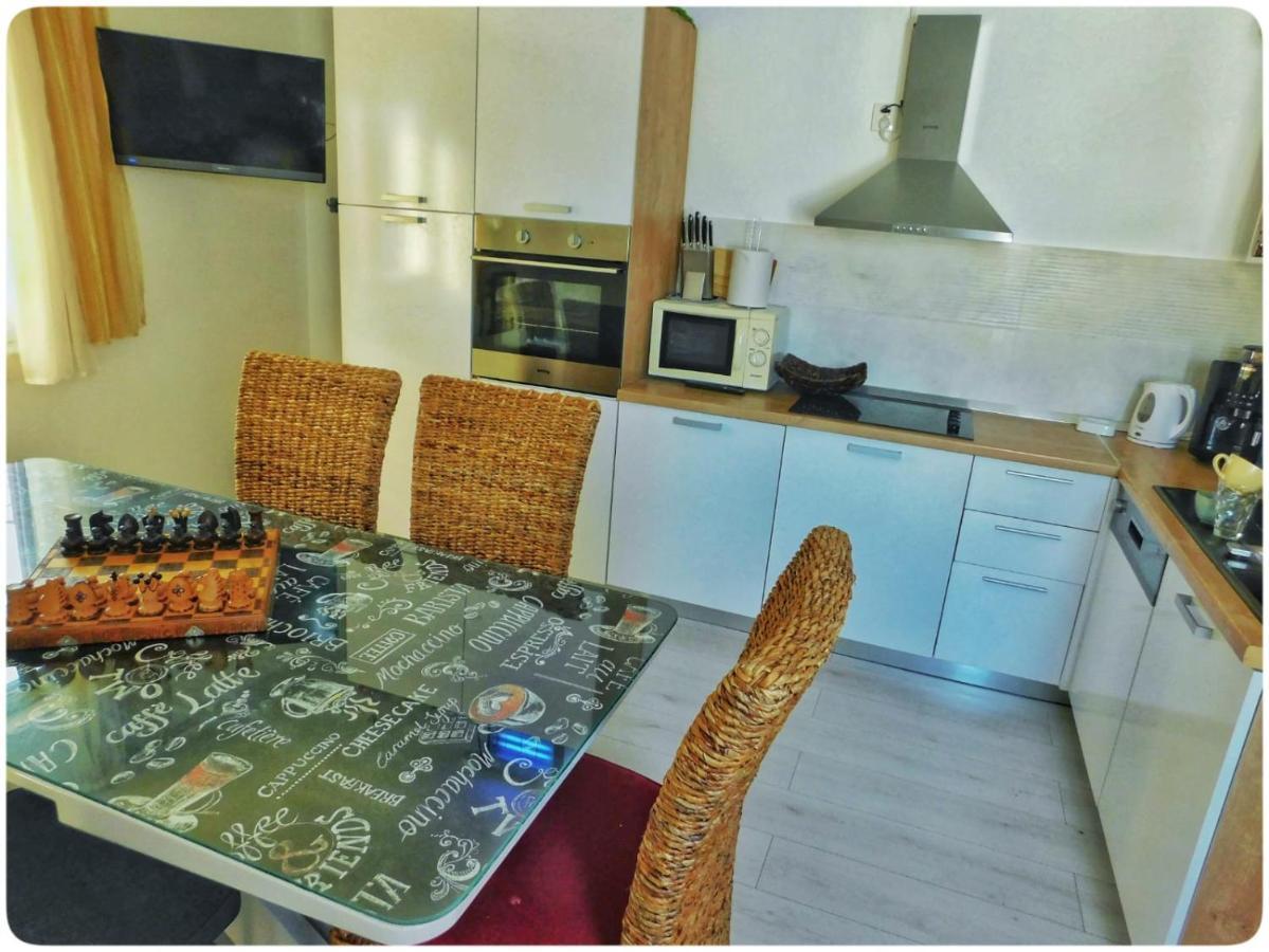 Littlevenice Appartme 50M From Sea Trogir Luaran gambar